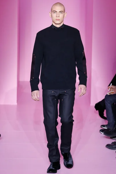 Look 5